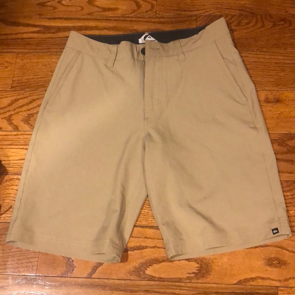 NEW Quicksilver shorts ~ 28 waist light summer short